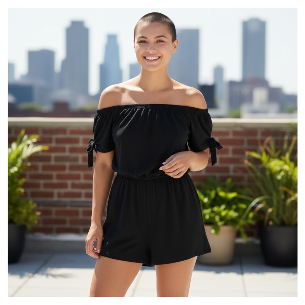 Bin 4C Derek Heart Black Casual Romper size medium